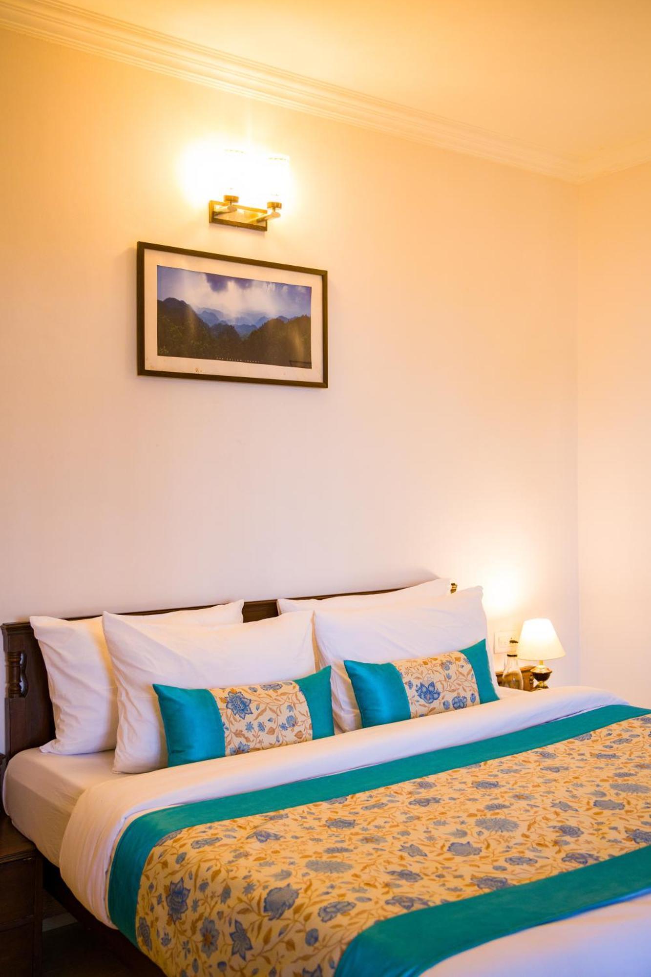 Alaya Stays Mehar Villa - 3 Bhk With Garden & Scenic Views Kasauli Exterior photo