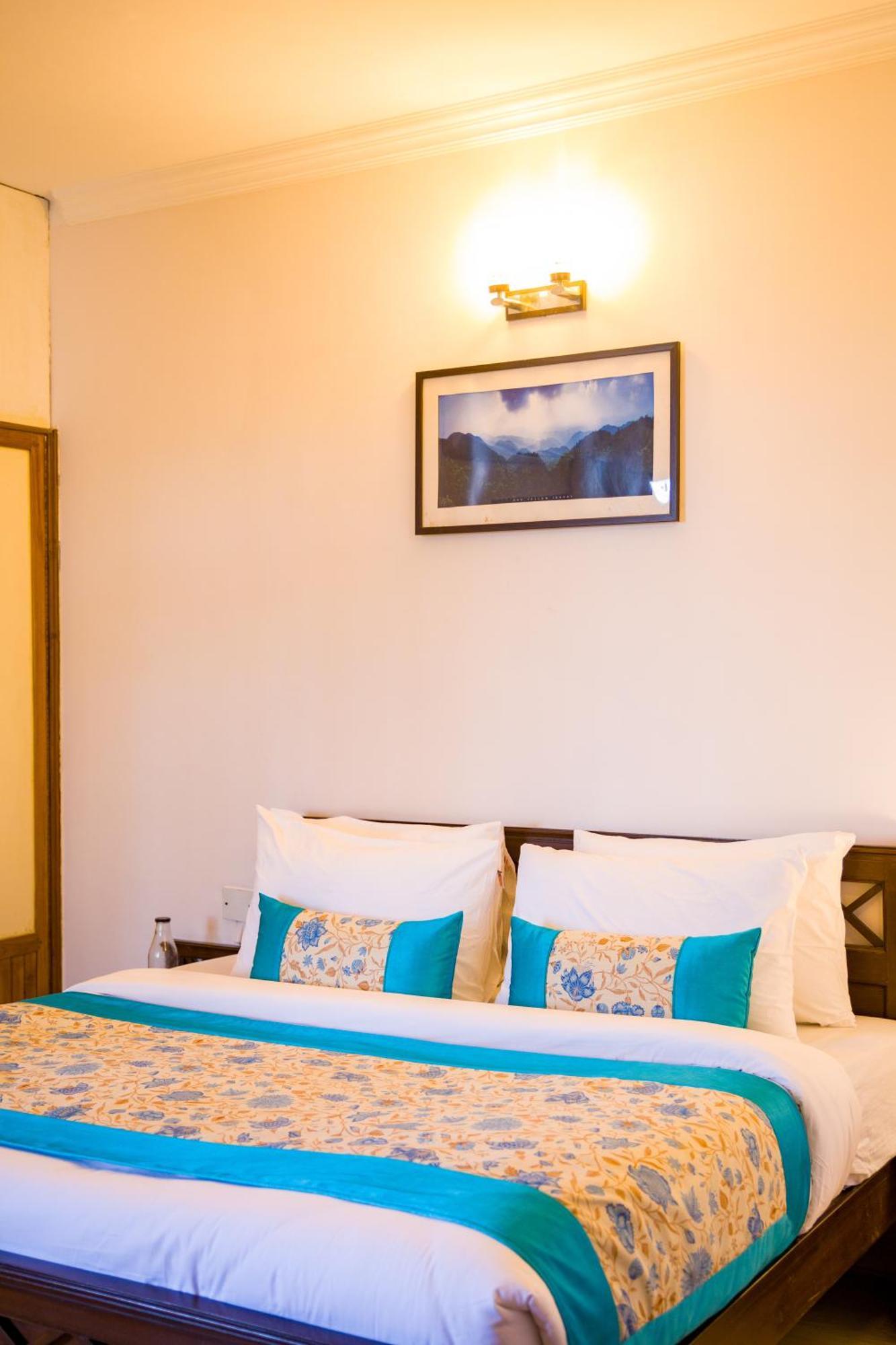 Alaya Stays Mehar Villa - 3 Bhk With Garden & Scenic Views Kasauli Exterior photo